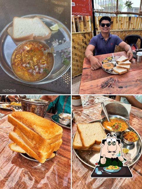 Food at Jay Bhawani Misal