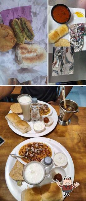 Food at Karbhareen Misal