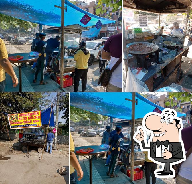 Here's a picture of Ambarsariya Nutri Kulcha