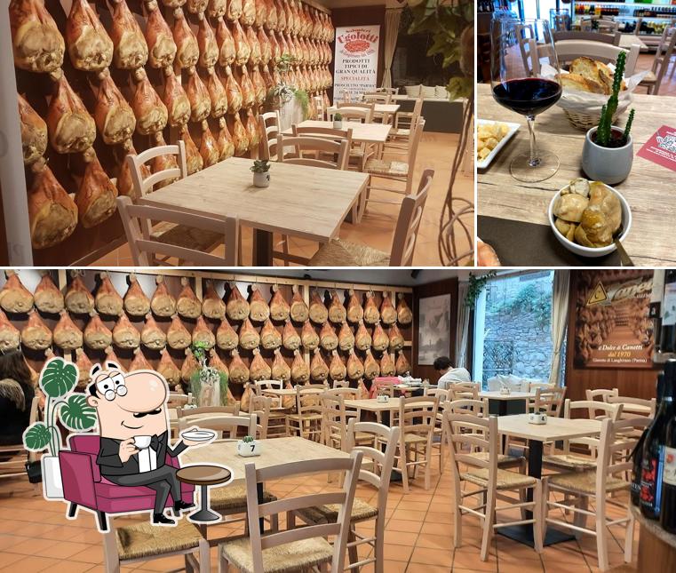 La interni e vino del ristorante