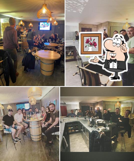 Siediti a un tavolo di City Bar