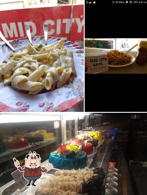 Food at Mid City Pizza Cafe