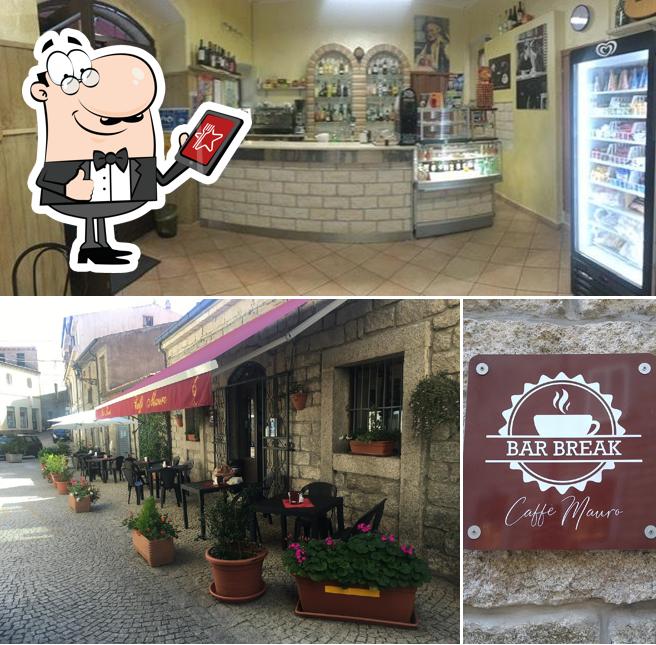 Gli esterni di Bar break "caffè Mauro"