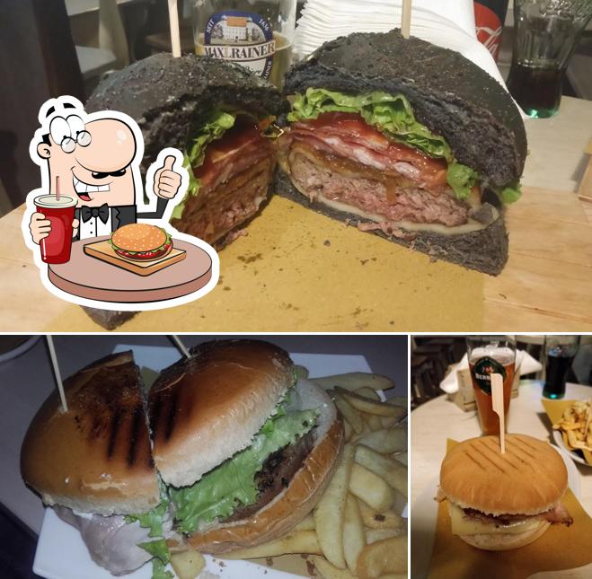 Prova un hamburger a Joyce's pub