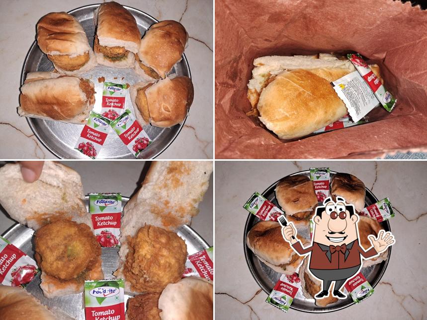Vada pav at SS Foods