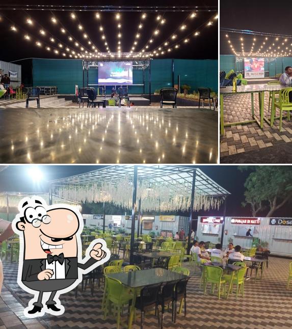 Check out how StrEat Adda (StrEat अड्‌डा) looks inside