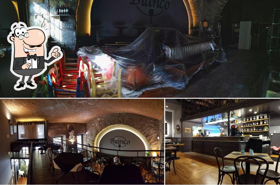 Siediti a un tavolo di Ristorante Pizzeria Bianco