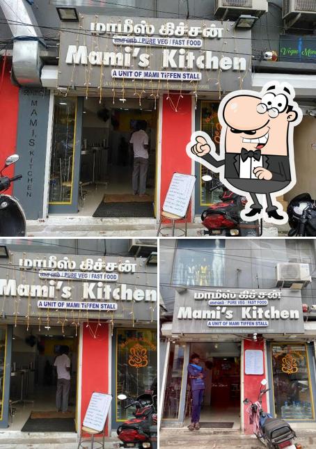 The exterior of Mami's Kitchen