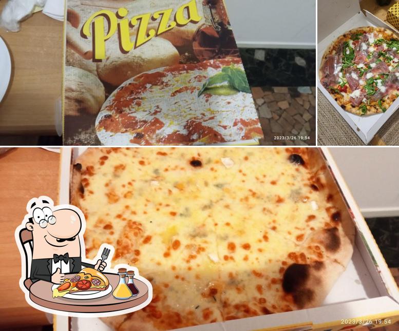 Ordina tra le svariate varianti di pizza