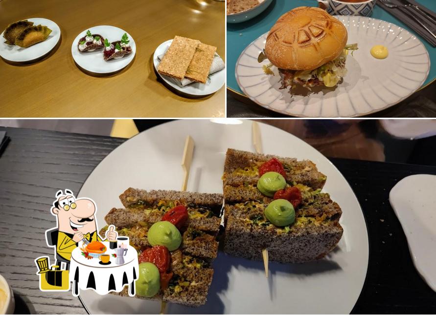 Panino con maiale stirato al Alfio Ghezzi Bistrot - Mart