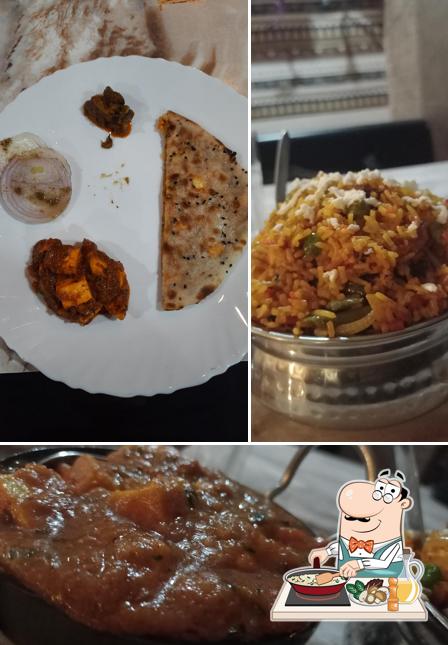 Fried rice at GREEN LEAF