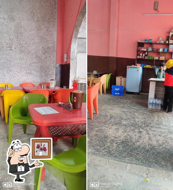 Check out how Great Himalyan Dhaba looks inside