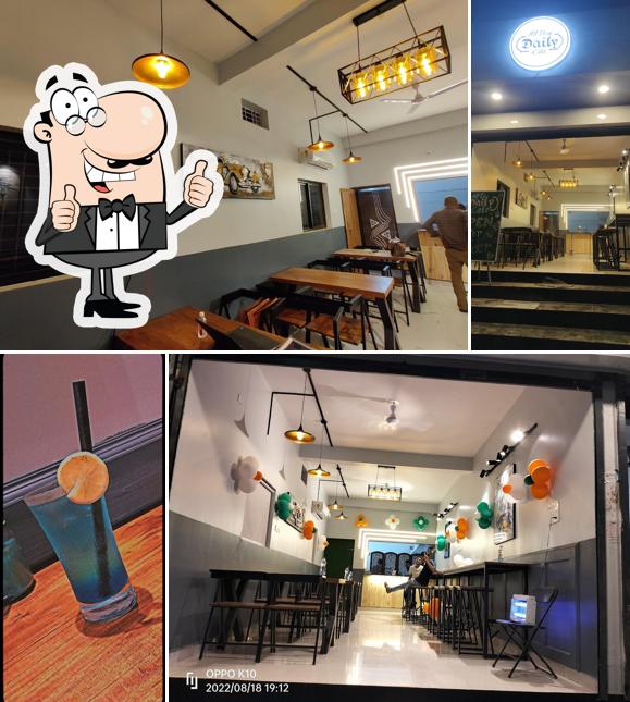 Look at the image of All Day Daily Cafe