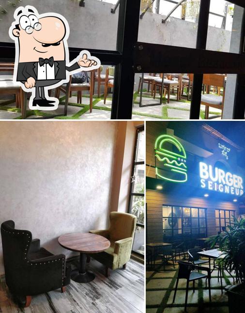The interior of Burger Seigneur