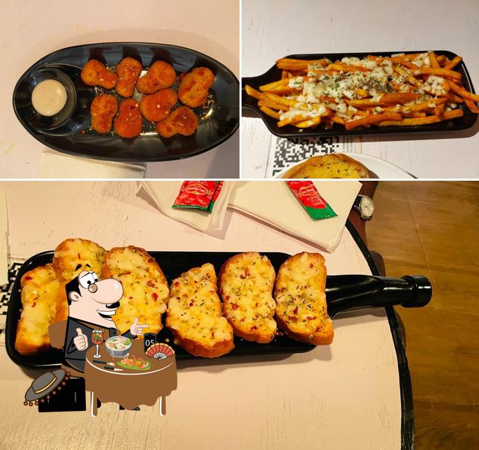 Food at Fandome 2D Eatery & Coffee Bar