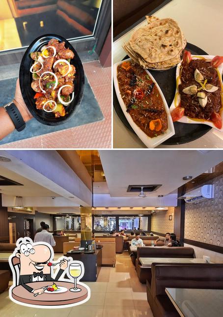 Among different things one can find food and interior at Foodlands Family Restaurant Wine & Dine Ulhasnagar