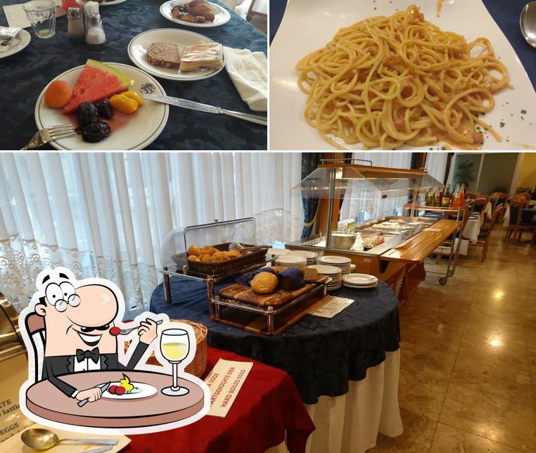 Platti al Hotel Everest Trento - Ristorante e Pizzeria