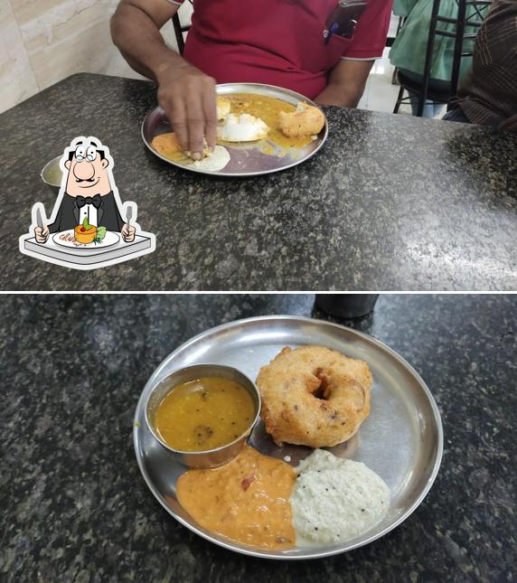Food at Hotel Aariyas