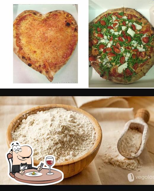 Platti al PIZZACLUB pizza da asporto