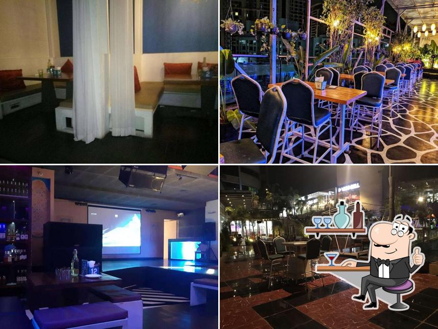 FML - Food Music Love (Magarpatta)