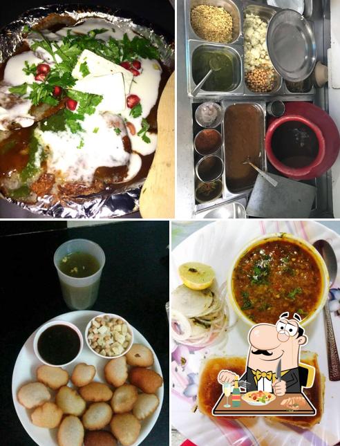 Food at Shyam Chaat Bhandar