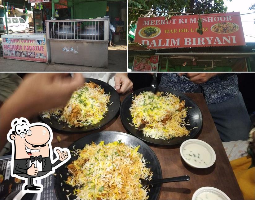 See this image of Meerut Ki Mashoor Har Dil Laziz Dalim Biryani