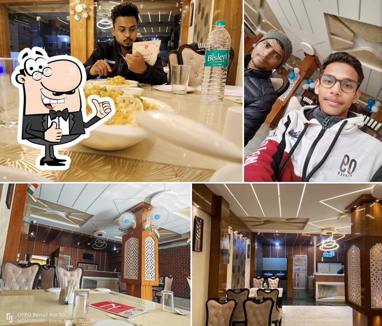 Here's a pic of Karim’s restaurant