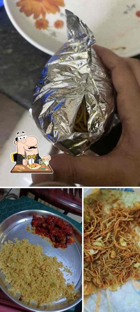 Pad thai at Warm Delight