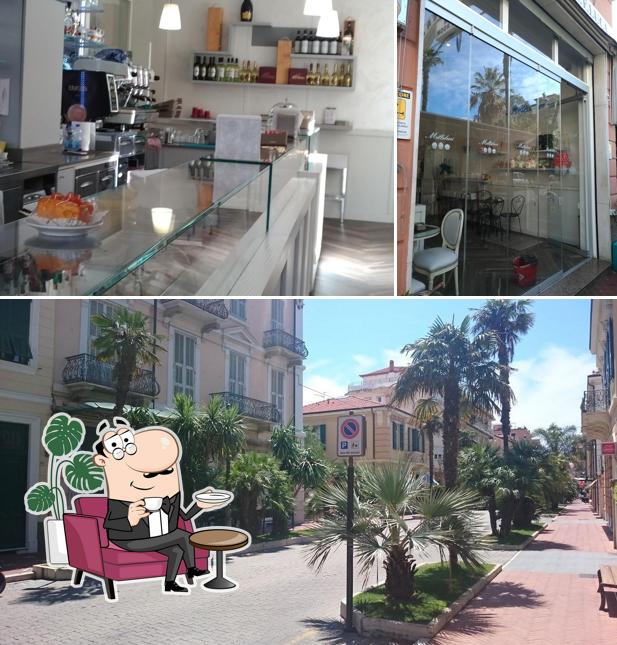 Dai un'occhiata agli interni di Bar Milleluci