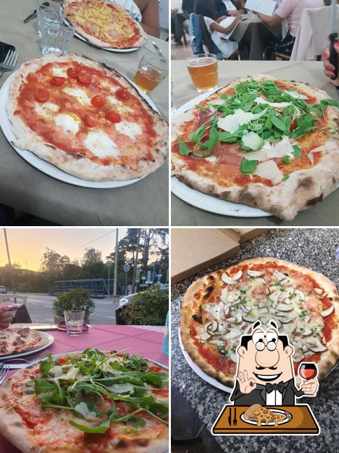 Scegli tra le svariate varianti di pizza