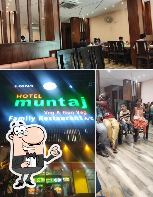 The interior of Hotel muntaj