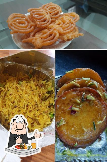 Food at New Jalebi Junction