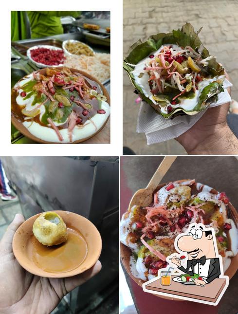 Meals at Ram Chaat Bhandar (Ambala wale)