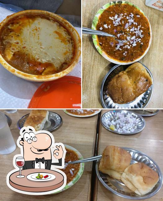 Food at Shreenath Pav Bhaji Hut