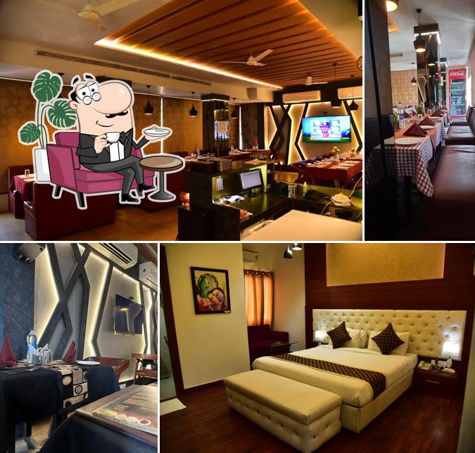 Check out how MOTI MAHAL DELUX looks inside