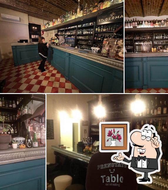 Gli interni di Guyot Winebar