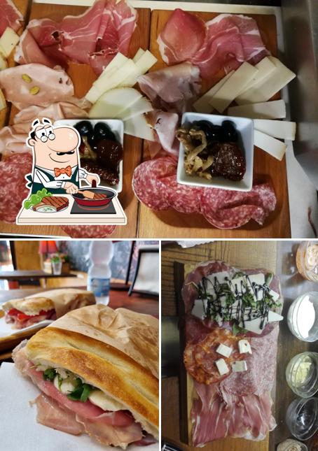 Ordina i piatti di carne a pane pane vino ar vino