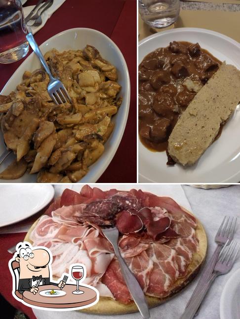 Cibo al Bar Tabacchi Trattoria Alpina