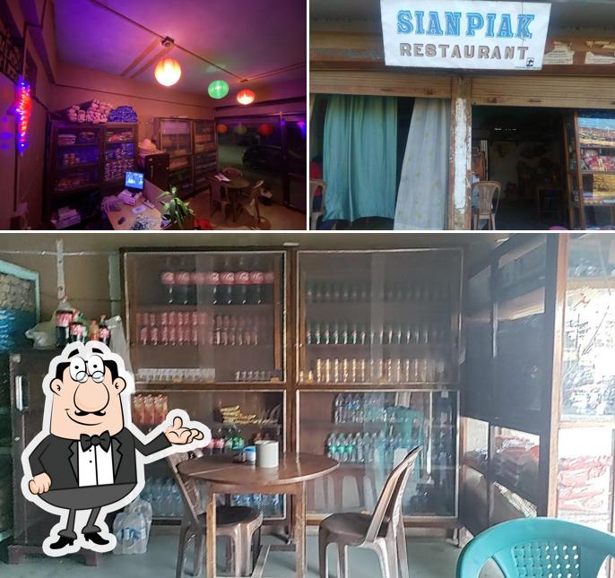 The interior of Sian Piak Restaurant, Zogam