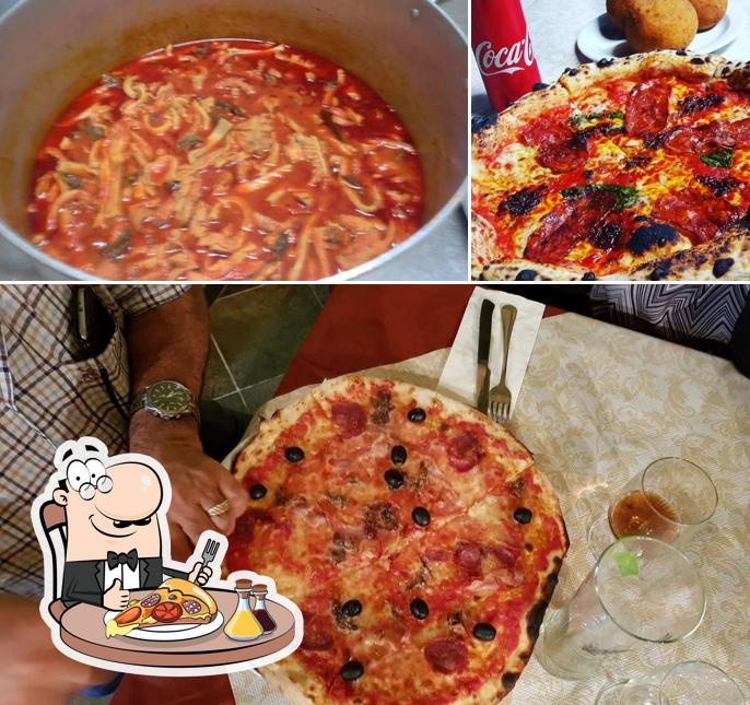 Scegli tra le svariate varianti di pizza