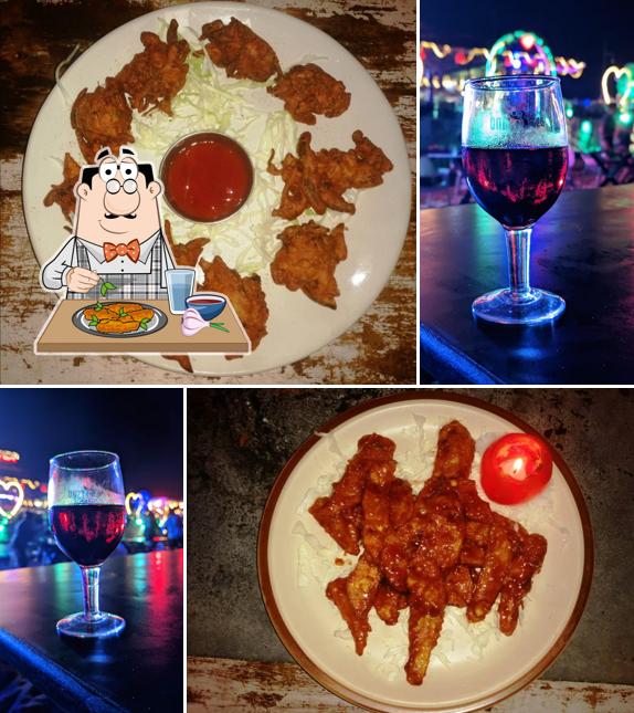 Chicken wings at Flipper Shack