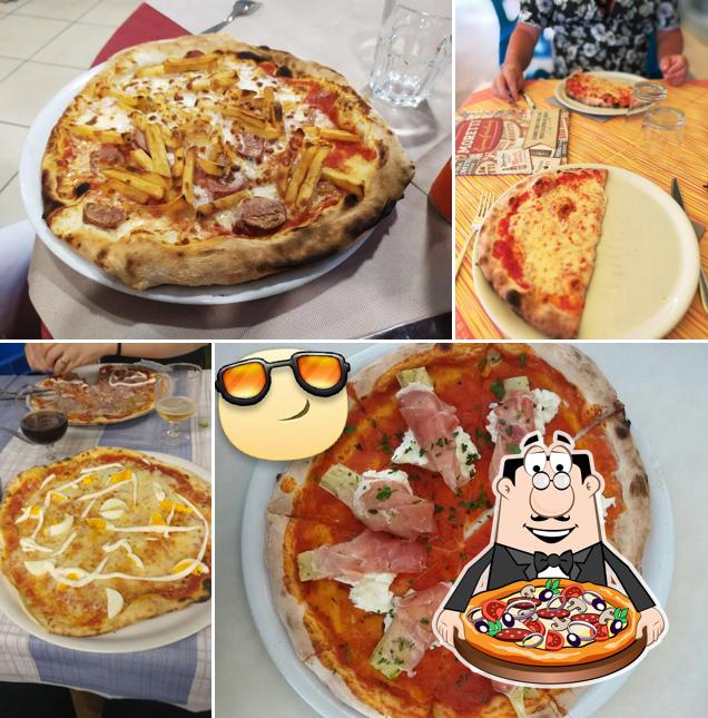 Ordina una pizza a La Lanterna Rossa