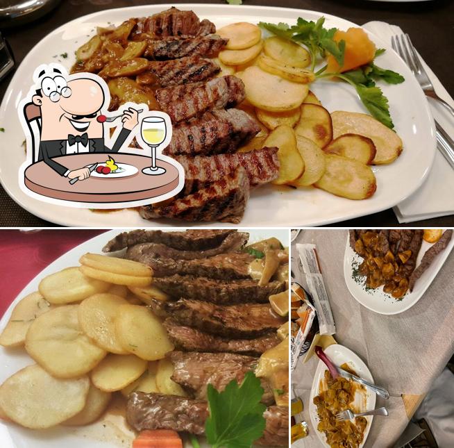 Platti al Ristorante Pizzeria Rosa Nera