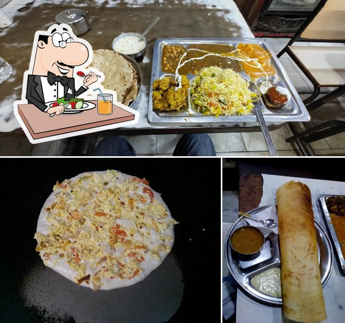 Food at Sonu Chaat House & Restaurant