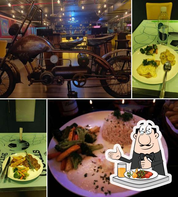 Food at The English Cafe Restro Bar