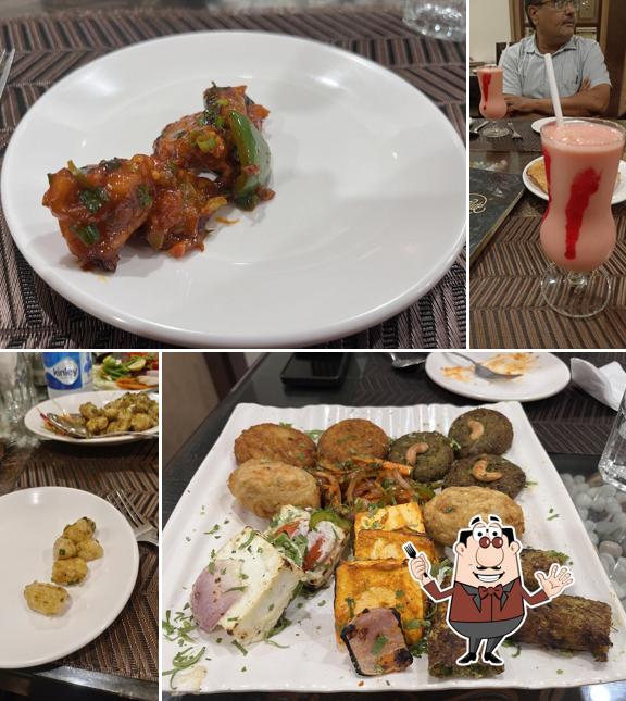 Food at Veggietude Restaurant Civil Lines
