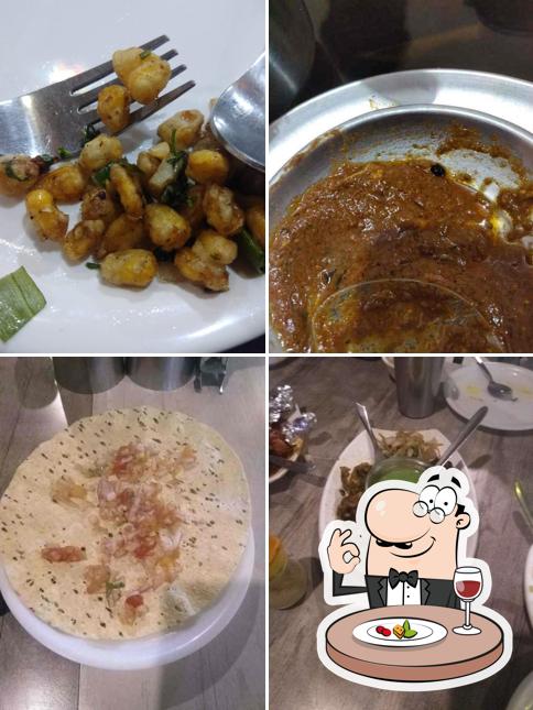 Food at Apna Punjabi Dhaba