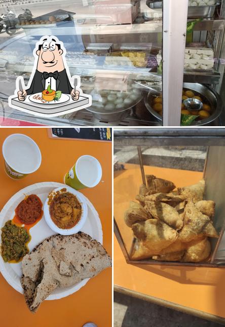 Food at Mahaveer Rabdi Bhandar