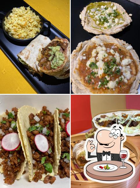 Platti al El Taco Azul - Taqueria Mexicana