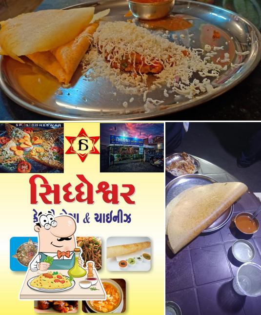 Food at Siddheshwar Mysore Fancy Dosa